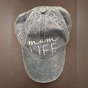 MOM LIFE hat